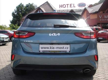Kia - Cee'd