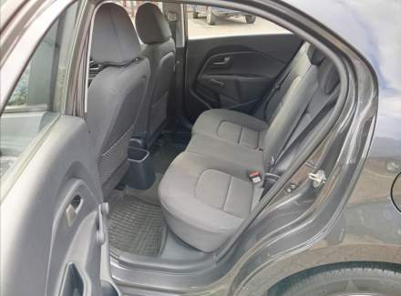 Kia - Rio