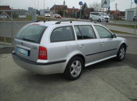 Škoda - Octavia