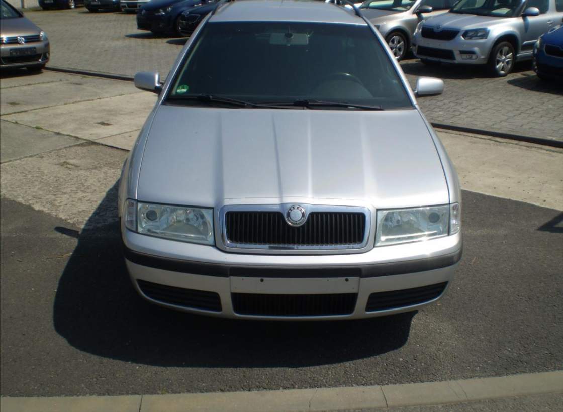 Škoda - Octavia