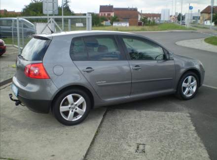 Volkswagen - Golf