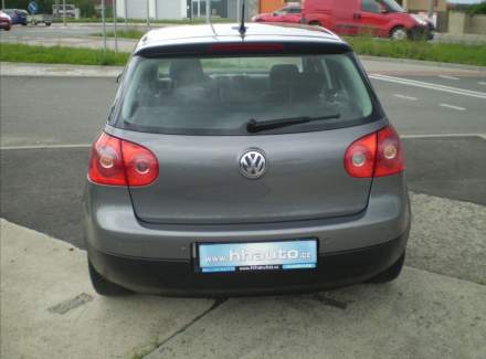 Volkswagen - Golf