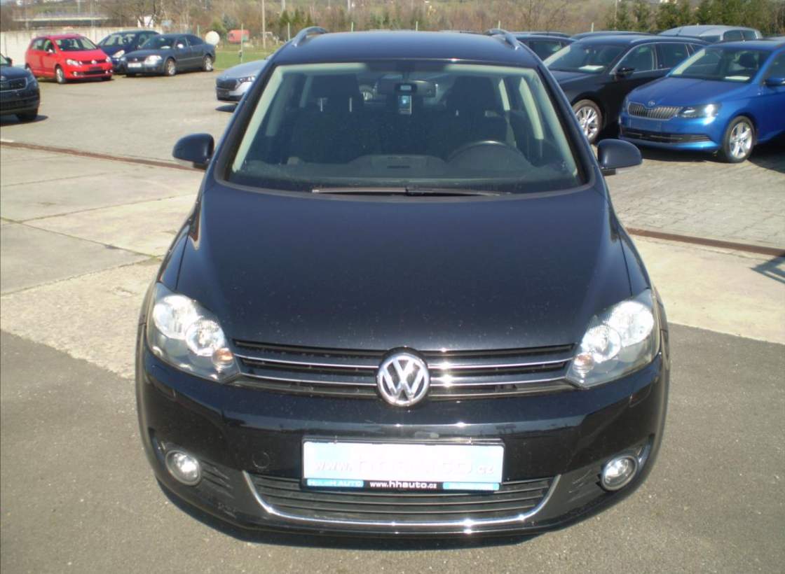 Volkswagen - Golf