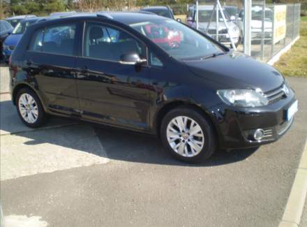 Volkswagen - Golf