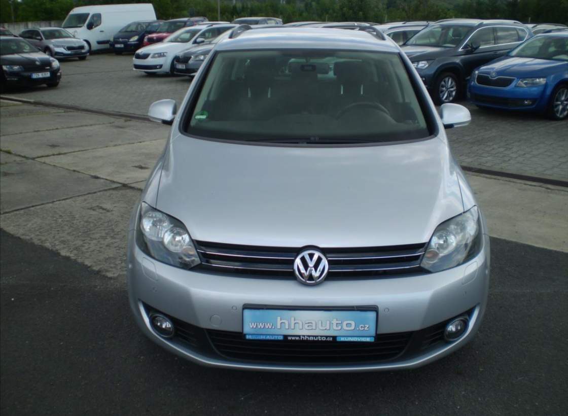 Volkswagen - Golf
