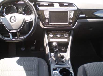 Volkswagen - Touran