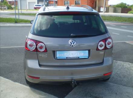 Volkswagen - Golf