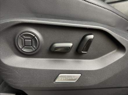 Volkswagen - Touareg