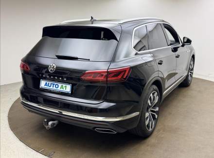 Volkswagen - Touareg