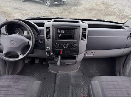 Mercedes-Benz - Sprinter