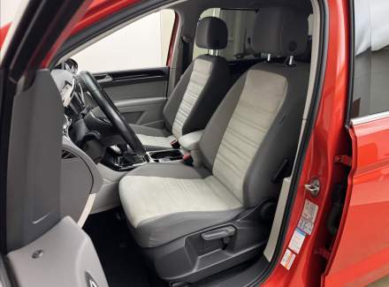Volkswagen - Touran