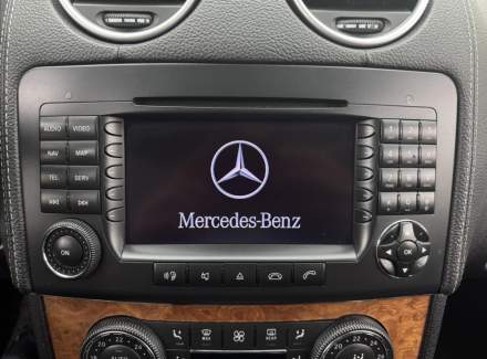 Mercedes-Benz - GL