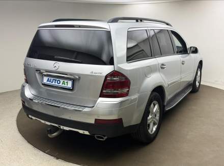 Mercedes-Benz - GL