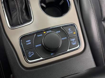 Jeep - Grand Cherokee