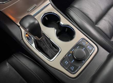 Jeep - Grand Cherokee