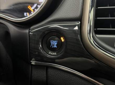 Jeep - Grand Cherokee