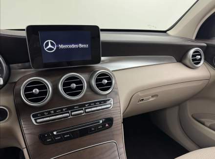 Mercedes-Benz - GLC