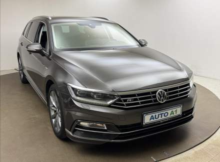 Volkswagen - Passat
