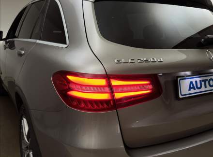 Mercedes-Benz - GLC