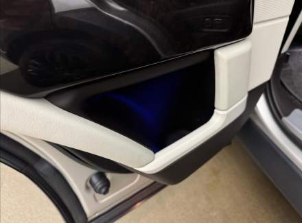 Land Rover - Range Rover