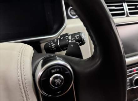 Land Rover - Range Rover