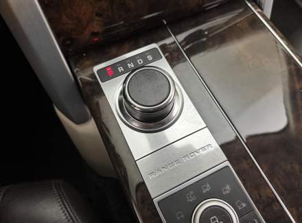 Land Rover - Range Rover