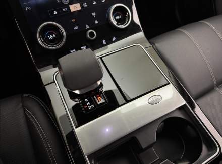 Land Rover - Range Rover Velar