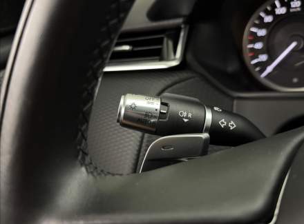 Land Rover - Range Rover Velar