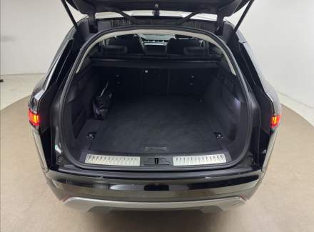 Land Rover - Range Rover Velar