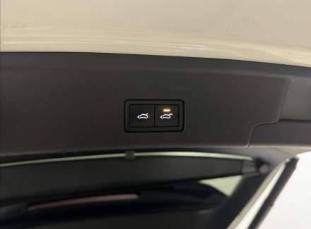 Volkswagen - Touareg