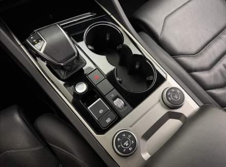 Volkswagen - Touareg