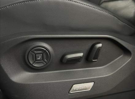 Volkswagen - Touareg