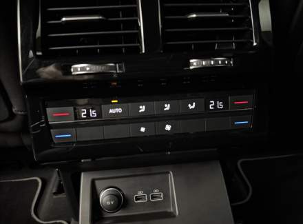 Volkswagen - Touareg