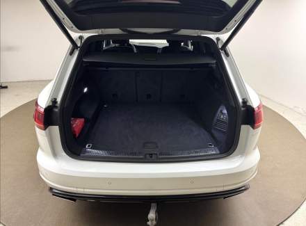 Volkswagen - Touareg