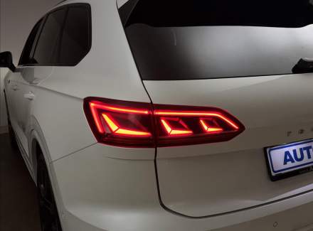 Volkswagen - Touareg