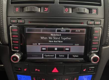 Volkswagen - Touareg