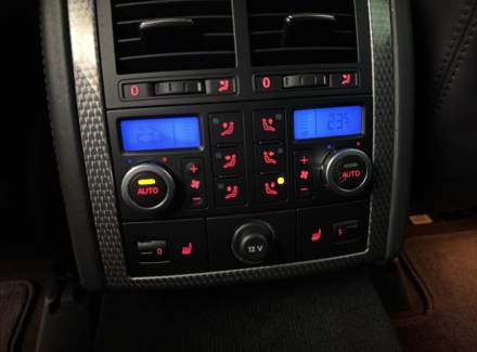 Volkswagen - Touareg