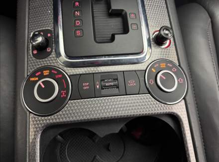 Volkswagen - Touareg