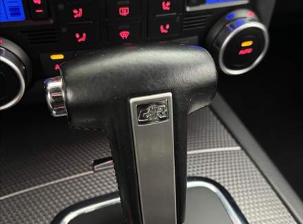 Volkswagen - Touareg