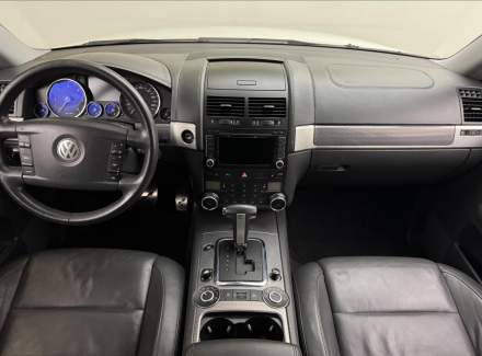 Volkswagen - Touareg