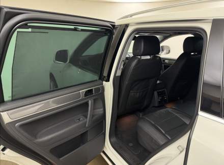 Volkswagen - Touareg