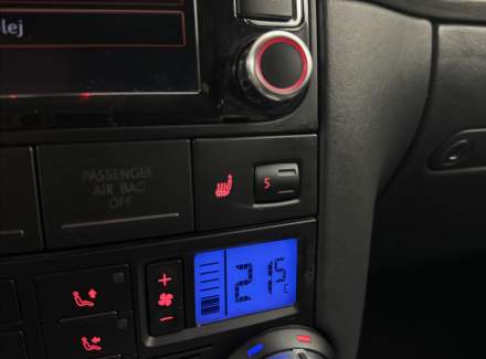 Volkswagen - Touareg