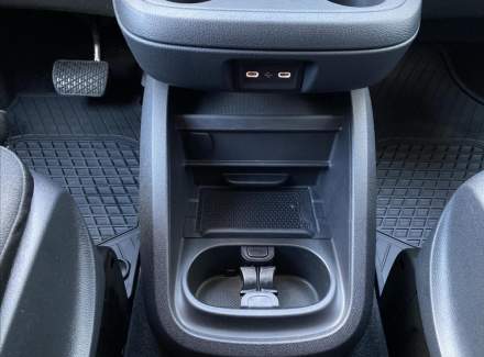 Mercedes-Benz - Vito