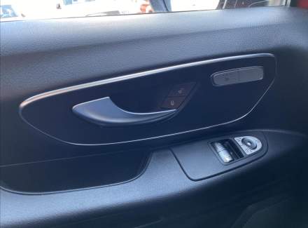 Mercedes-Benz - Vito