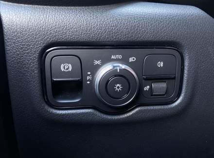 Mercedes-Benz - Vito