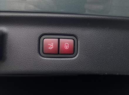 Mercedes-Benz - S-class