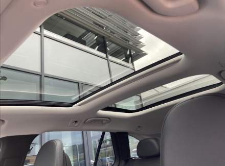 Mercedes-Benz - C-class