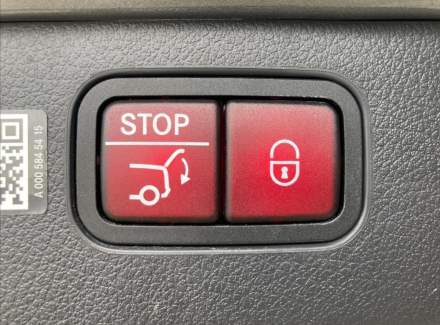 Mercedes-Benz - C-class