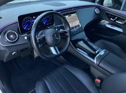 Mercedes-Benz - EQE