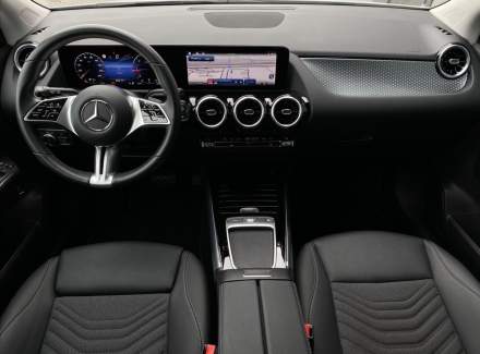 Mercedes-Benz - GLA